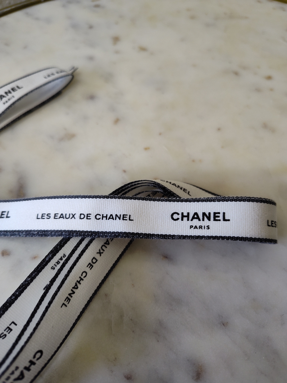 Rare CHANEL Les Eaux de CHANEL Boutique Ribbon 2 Yards White Black 0.5” Wide - Picture 2 of 4